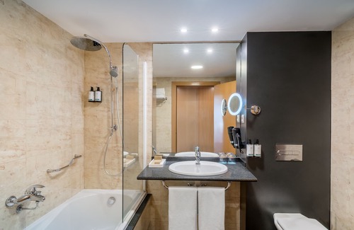 Diagonal Mar i el Front Maritim del Poblenou Hotel | Occidental Atenea Mar- Adults Only