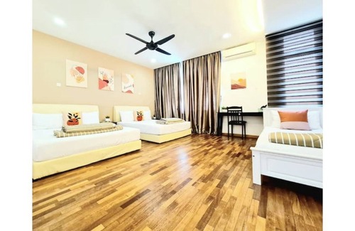 Tanjung Bungah House | Ocean 13 海洋拾叁 Shamrock Beach BigGroup 4 bedroom
