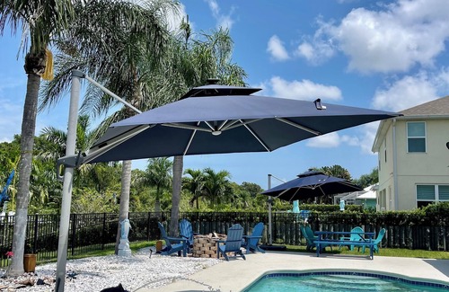 Port Saint Lucie Villa | Ocean access with boat dock 4 bedroom 3 bathroom beautiful Pool home with Spa.
