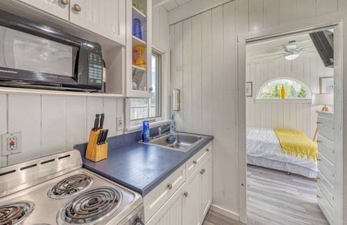 Ocean Bay Park Apartment | Ocean Bay Park Multi-Apartment Home with decks & gas grills