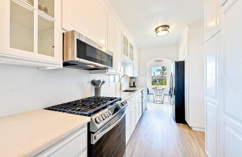 Point Loma Heights Cottage | Ocean Beach Spanish Cottage with Ocean Views and spacious yard