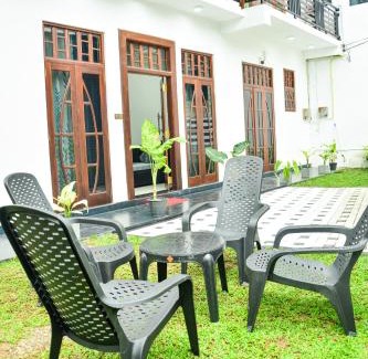 Kamburugamuwa Hotel | Ocean Bliss Villa Mirissa