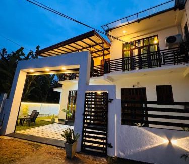 Kamburugamuwa Hotel | Ocean Bliss Villa Mirissa