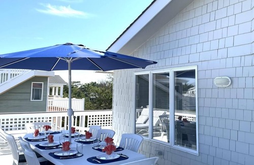 Barnegat Light House | Ocean Block 4 Bedroom Contemporary
