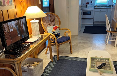 Rehoboth by the Sea Cottage | Ocean Block Cozy Beach Cottage -Steps from the beach