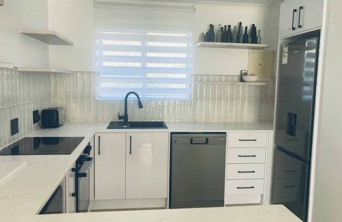Big Bay Apartment | Ocean Breeze 138