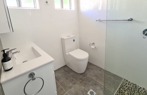 Safety Beach House | Ocean Breeze at Safety