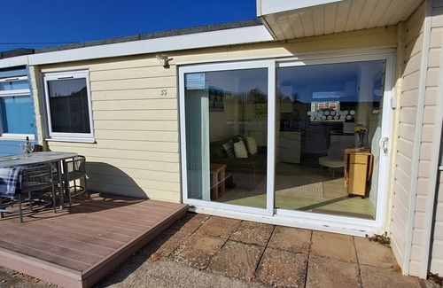Sandown Ski Chalet | Ocean Breeze