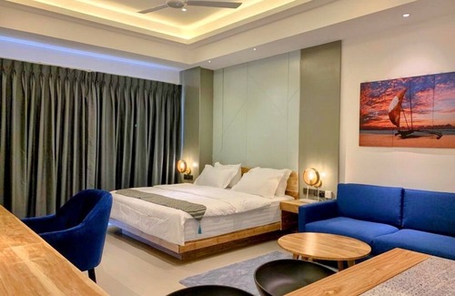 Negombo Apartment | Ocean Breeze Luxury Studio Apartment Negombo