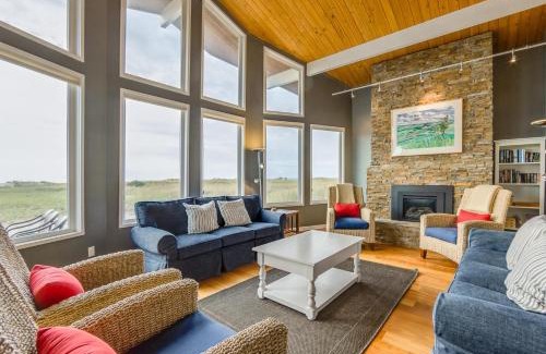 Manzanita House | Ocean Breeze-MCA #1374