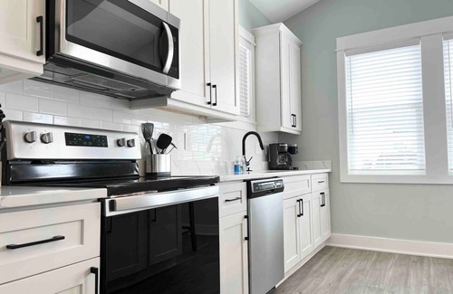 Corolla Light Condo | Ocean Breeze: New Condo Steps to the Beach