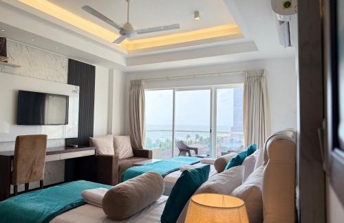 Kudapaduwa Apartment | Ocean Breeze Seaview Studio by AquaBlu
