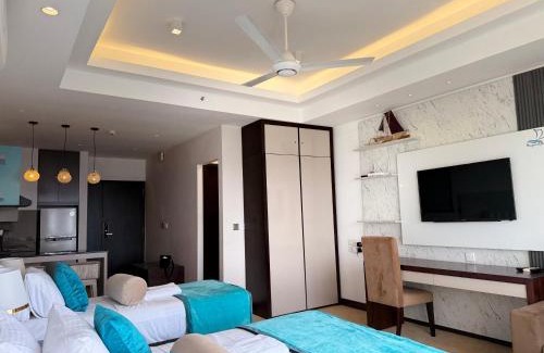 Kudapaduwa Apartment | Ocean Breeze Seaview Studio by AquaBlu
