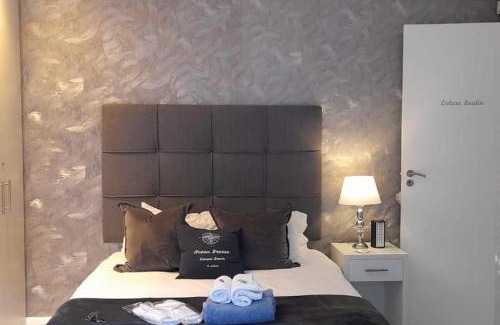 Sunset Beach Apartment | OCEAN BREEZE SUNSET BEACH - Cape Town