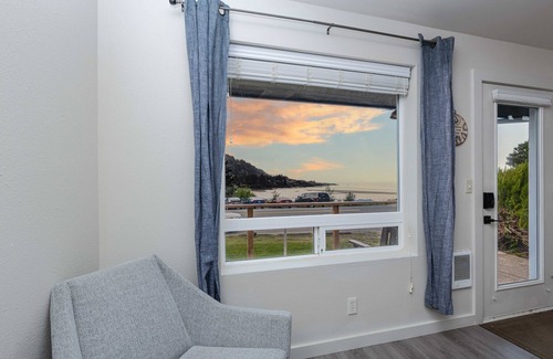 Yachats Apartment | Ocean Cove Inn #1 - Ocean View