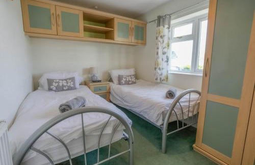 Heacham House | Ocean Drive On the Beach Heacham - Crabpot Cottages Hunstanton