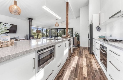 Skenes Creek House | Ocean Escape- Nature haven