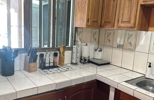 San Rafael del Sur House | Ocean Eyes Pool House- Charming 3-bedroom house with WiFi & AC in Quizala