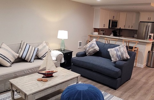 Solana Beach Condo | Ocean Front 2 Bed, 2 Ba. with pool, jacuzzi, gym, tennis
