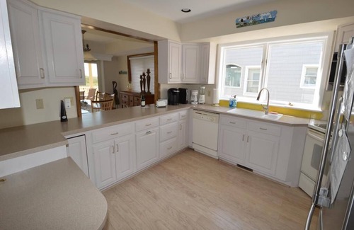 Avalon House | Ocean Front 3 level home located in a peaceful section of Avalon NJ