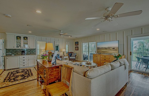 Isle of Palms House | Ocean Front 6 Bedrooms