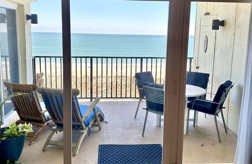 Fernandina Beach Condo | Ocean Front Amelia Island, Beachfront Pool, 20% Off Sunglasses at Eye Envy store