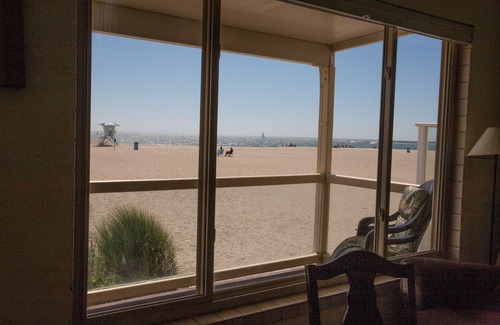 Silver Strand House | Ocean Front Beach House Right on the Sand n
