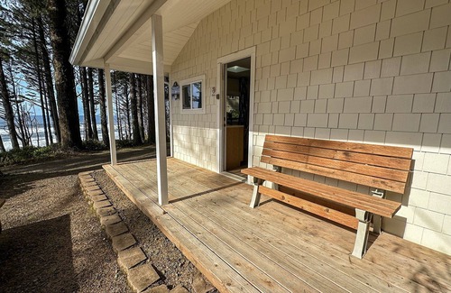 Yachats Cottage | Ocean Front, Cottage at Oregon House, Stairs to the Beach!