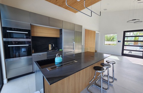 Northeast Miami House | Ocean front home, stunning views!
