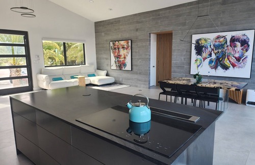 Northeast Miami House | Ocean front home, stunning views!