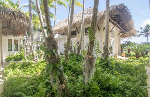 Punta Cana Villa | Ocean Front Luxury Villa in Golf and Beach Resort