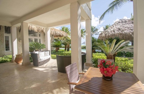 Punta Cana Villa | Ocean Front Luxury Villa in Golf and Beach Resort