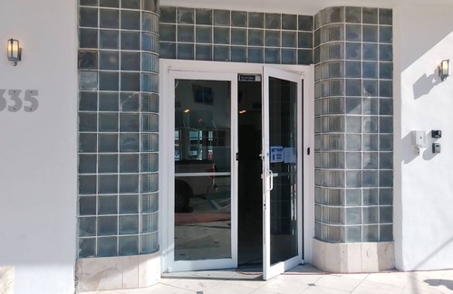 South of Fifth Apartment | OCEAN FRONT-OCEAN DRIVE BEACH PAD