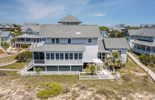 Killegray Ridge House | Ocean Front Pet Friendly Steps to Beach Shoals and BHI Club 2023 Renovation