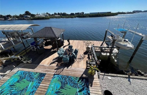 Map Of Hudson House | Ocean-front Seaview Home on Gulf - Fishing Boat Available!