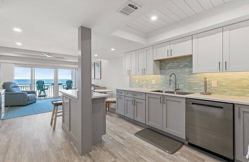 New Smyrna Beach Condo | 🌊 Ocean Front - Spacious Balcony - Ocean Club North B213 ☀️