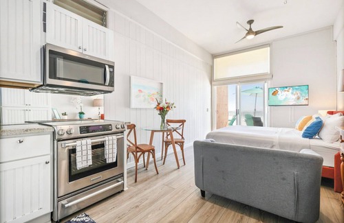 Carlsbad Village Apartment | OCEAN FRONT STUDIO ON THE SAND!