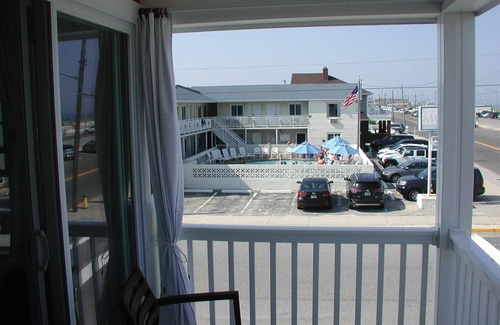 Ortley Beach House | Ocean Front Townhouse Seaside Park, NJ