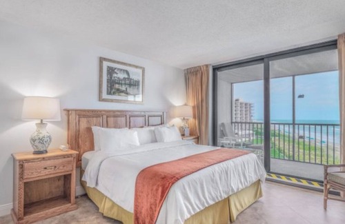 Hutchinson Island South Resort | Ocean Front Two Bedroom Condo, Jensen Beach, FL 2869369