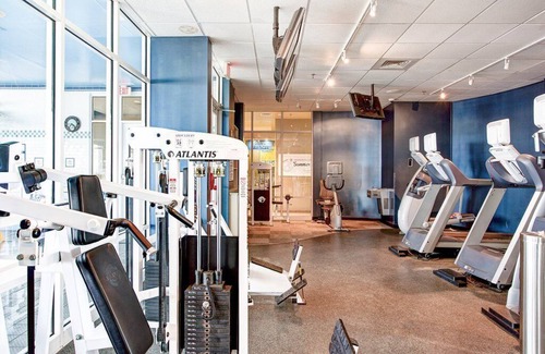 Northeast Virginia Beach Condo | Ocean Front