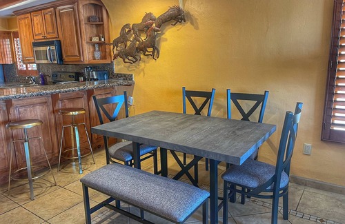 Bella Vista Villa | OCEAN FRONT Villa 3 KING Bedrooms, 3.5ba.! 1900sf! VIEWS! Sandy Beach!