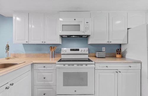 Point East Condo | 🏖️Ocean Front with Great Views | Awesome Amenities | Point East 320🏖️