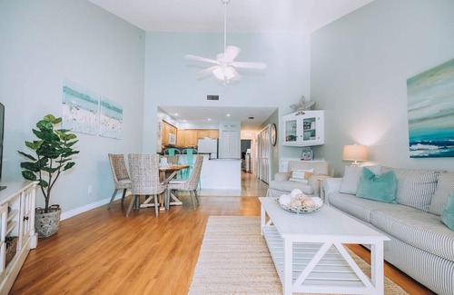 Butler Beach Condo | Ocean Gallery “Butler Beach Bungalow”, a 1 bdrm coastal oasis