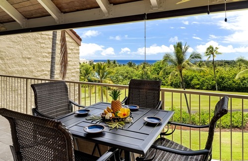 Keauhou Condo | Ocean & Golf View Loft-Condo with WiFi, Lanai, Grill, Full Kitchen, Pool/Spa