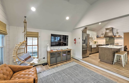 Ocean Grove Apartment | Ocean Grove Apt. w/Balcony: 1 Block to the Beach!