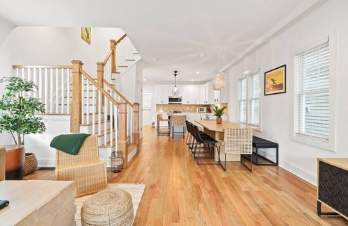 Ocean Grove House | Ocean Grove Gem- Beach-Movies-Arcade near Asbury!