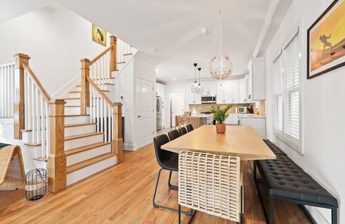 Ocean Grove House | Ocean Grove Gem- Beach-Movies-Arcade near Asbury!