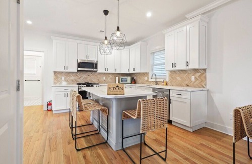 Ocean Grove House | Ocean Grove Gem- Beach-Movies-Arcade near Asbury!