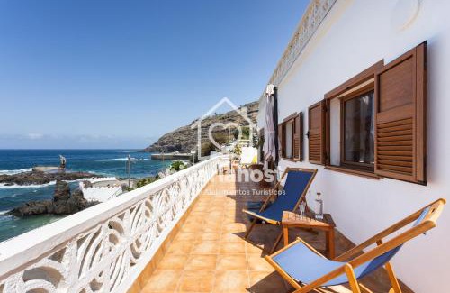 Tacoronte House | Ocean House El Pris, by Nivariahost