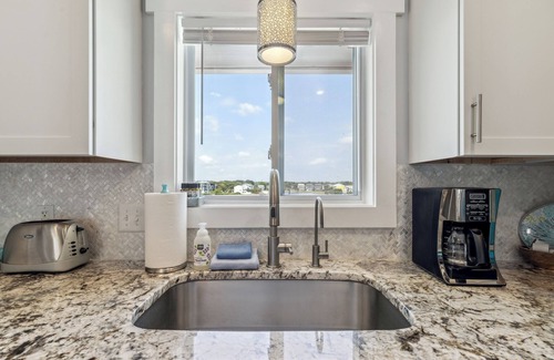 Carolina Beach Condo | Ocean & Lake Views! Walkable! Saltwater Pool! Direct beach access!